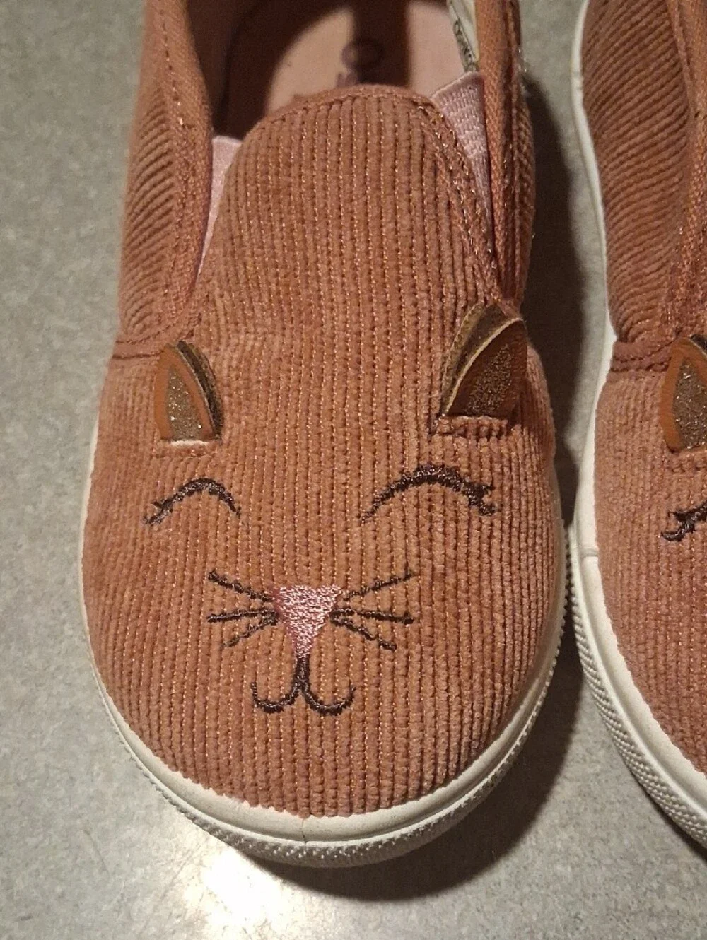 OshKosh B'gosh Brown Corduroy Cat Slip-On Sneakers